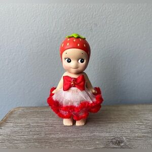 SONNY ANGEL Fruit Series - Strawberry Figurine